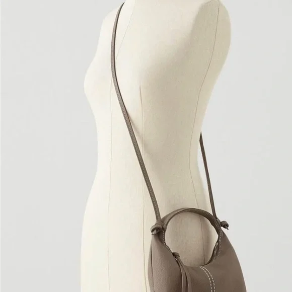 Roots Tan Hobo Bag with Curved Handle and Contrast Stitching - Picture 4 of 7